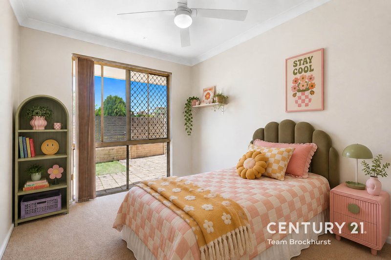 Photo - 12/1 Chesterton Drive, Thornlie WA 6108 - Image 7