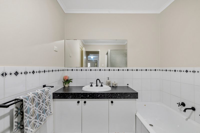 Photo - 1/21 Cleeve Place, Gordon ACT 2906 - Image 9