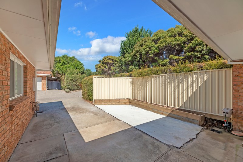 Photo - 1/21 Cleeve Place, Gordon ACT 2906 - Image 12