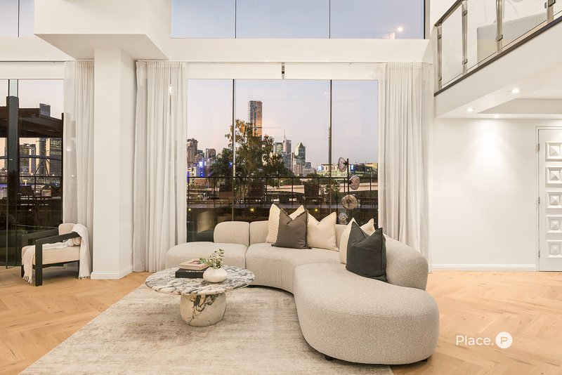 Photo - 1/21 Dock Street, South Brisbane QLD 4101 - Image 2