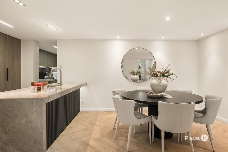 Photo - 1/21 Dock Street, South Brisbane QLD 4101 - Image 10