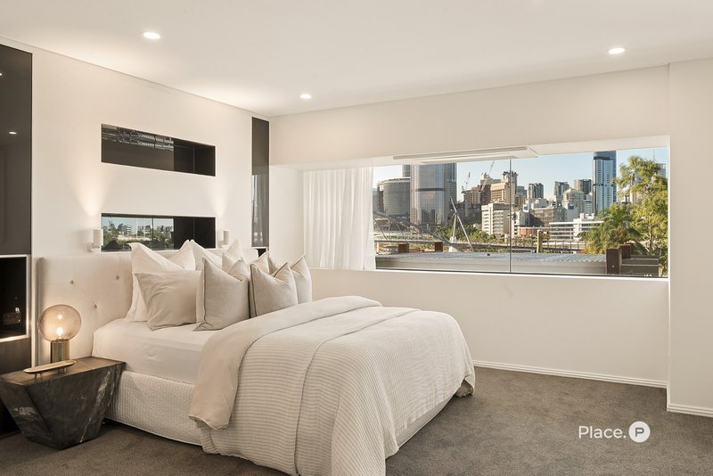 Photo - 1/21 Dock Street, South Brisbane QLD 4101 - Image 13