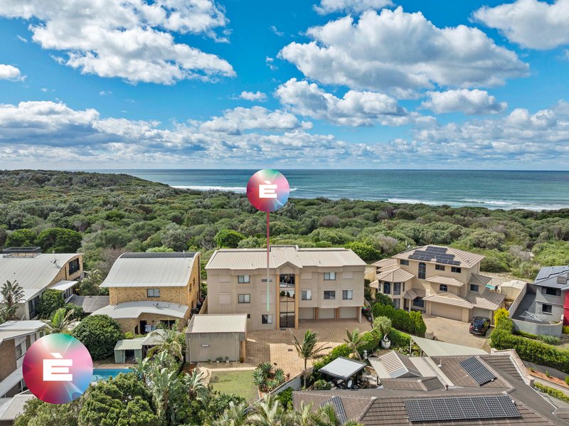 Photo - 1/21 Driftwood Close, Caves Beach NSW 2281 - Image 1