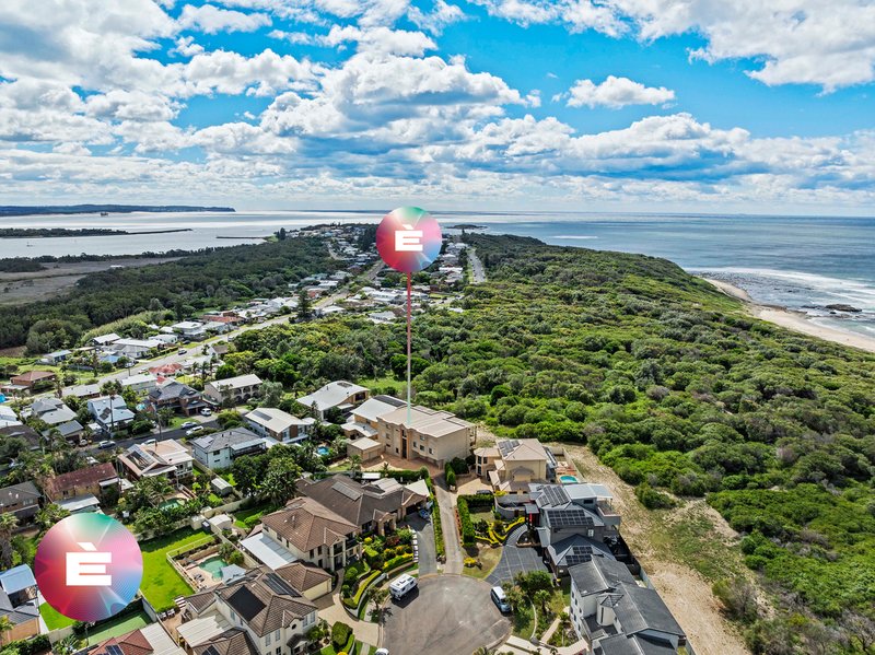 Photo - 1/21 Driftwood Close, Caves Beach NSW 2281 - Image 11