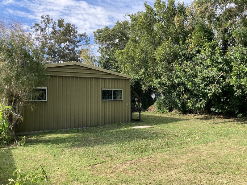 Photo - 121 Elizabeth Ave , Clontarf QLD 4019 - Image 15