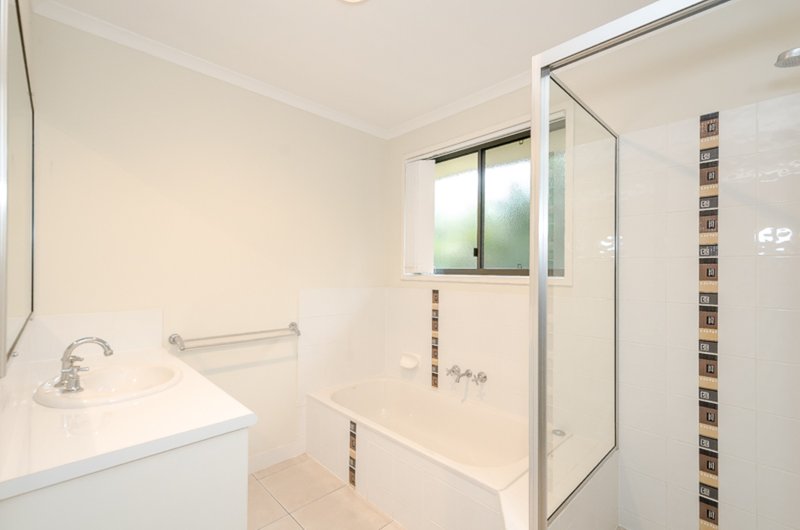 Photo - 121 Emmadale Drive, New Auckland QLD 4680 - Image 10