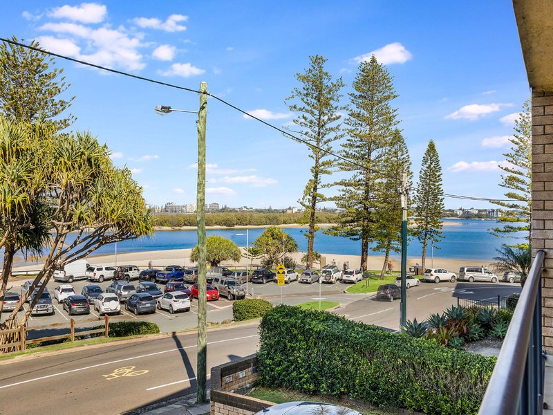 Photo - 1/21 Esplanade Bulcock Beach , Caloundra QLD 4551 - Image 14