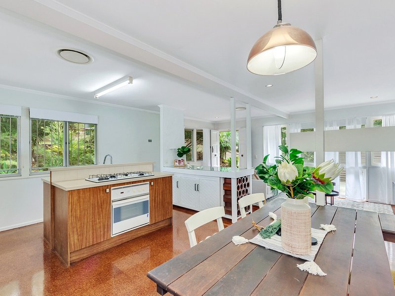 Photo - 121 Farrant Street, Stafford Heights QLD 4053 - Image 4