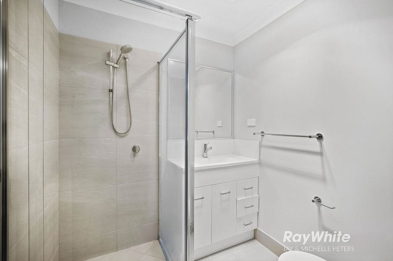 Photo - 1&2/1 Grace Street, Scarborough QLD 4020 - Image 15