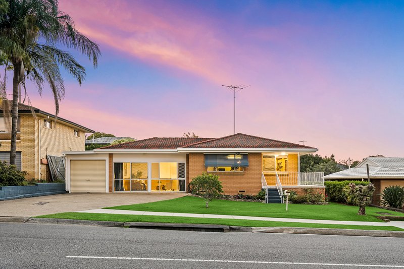 Photo - 121 Greenmeadow Road, Mansfield QLD 4122 - Image 3