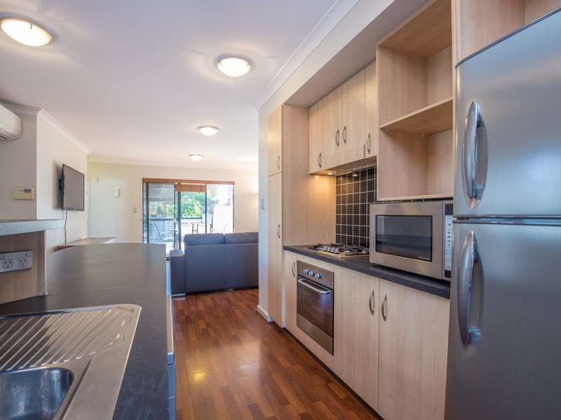 Photo - 1/21 Hardy Street, South Perth WA 6151 - Image 7