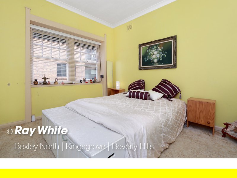 Photo - 121 Harrow Road, Bexley NSW 2207 - Image 4