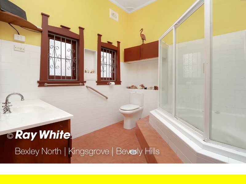 Photo - 121 Harrow Road, Bexley NSW 2207 - Image 6