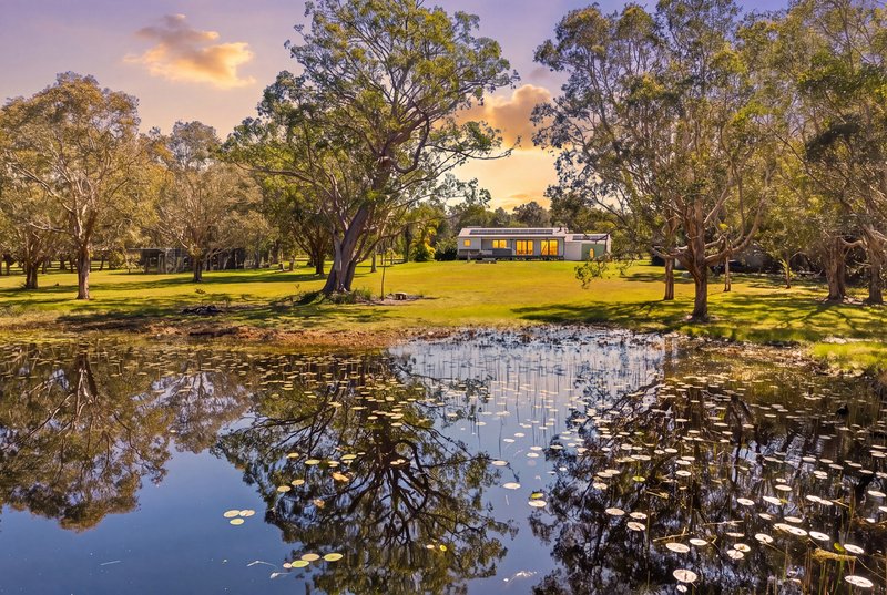 Photo - 121 Illoura Place, Cooroibah QLD 4565 - Image 1