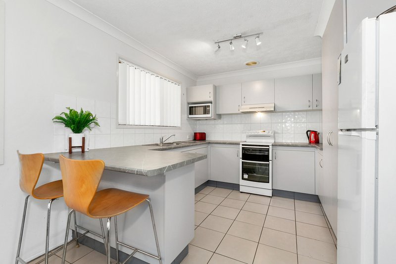 Photo - 1/21 Inlet Drive, Tweed Heads West NSW 2485 - Image 4