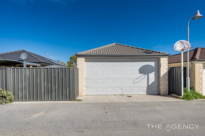 Photo - 121 Joseph Banks Boulevard, Banksia Grove WA 6031 - Image 25