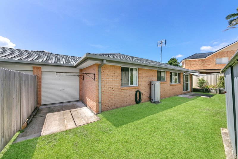 Photo - 1/21 Keswick Drive, Lake Haven NSW 2263 - Image 10