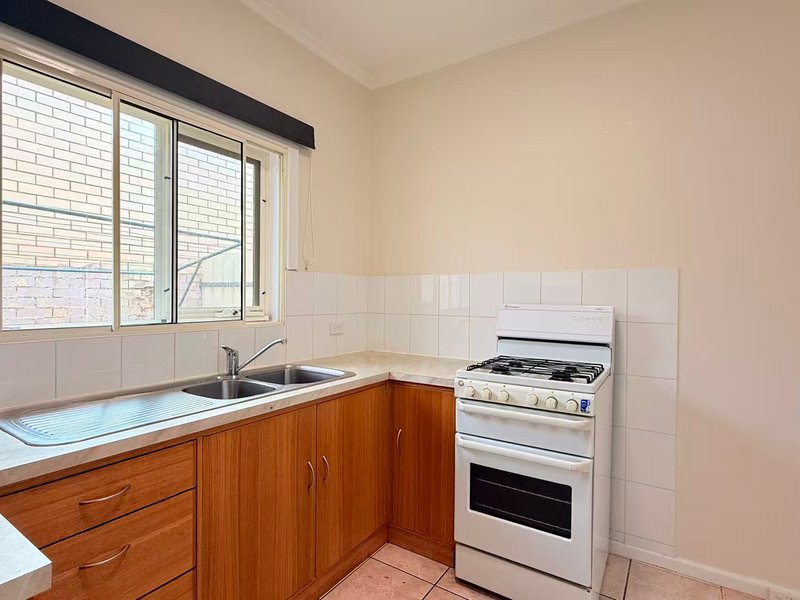 Photo - 1/21 Knight Street, West Richmond SA 5033 - Image 5