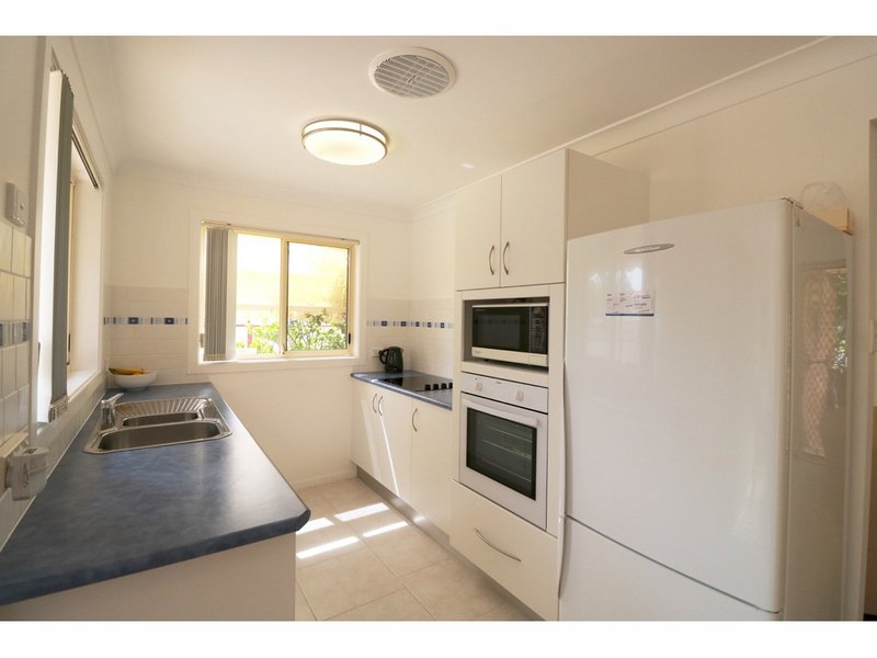 Photo - 121 Leumeah Street, Sanctuary Point NSW 2540 - Image 11