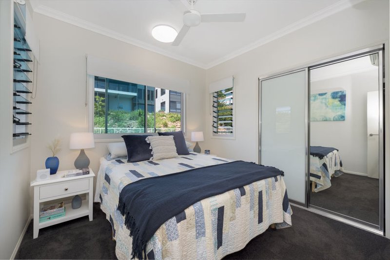 Photo - 12/1 Little Street, Belgian Gardens QLD 4810 - Image 11