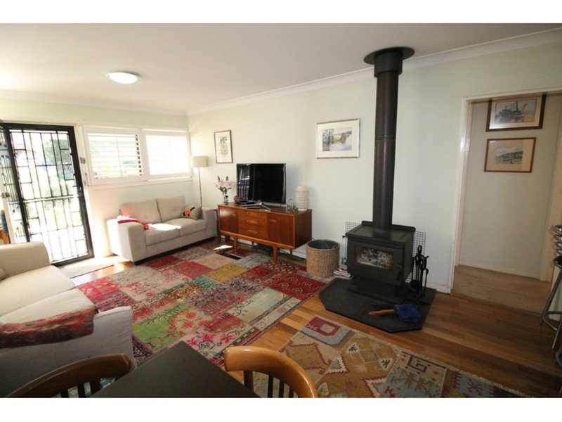 Photo - 121 Macleans Point Road, Sanctuary Point NSW 2540 - Image 2