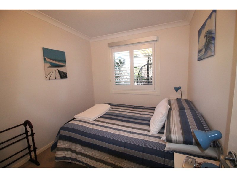 Photo - 121 Macleans Point Road, Sanctuary Point NSW 2540 - Image 7