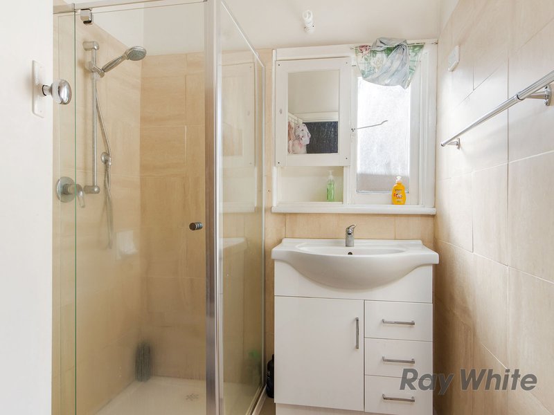 Photo - 1/21 Mansfield Avenue, Sunshine North VIC 3020 - Image 4