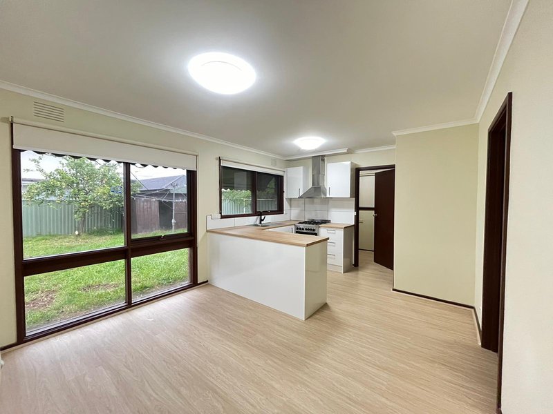 Photo - 121 Morris Road, Hoppers Crossing VIC 3029 - Image 7