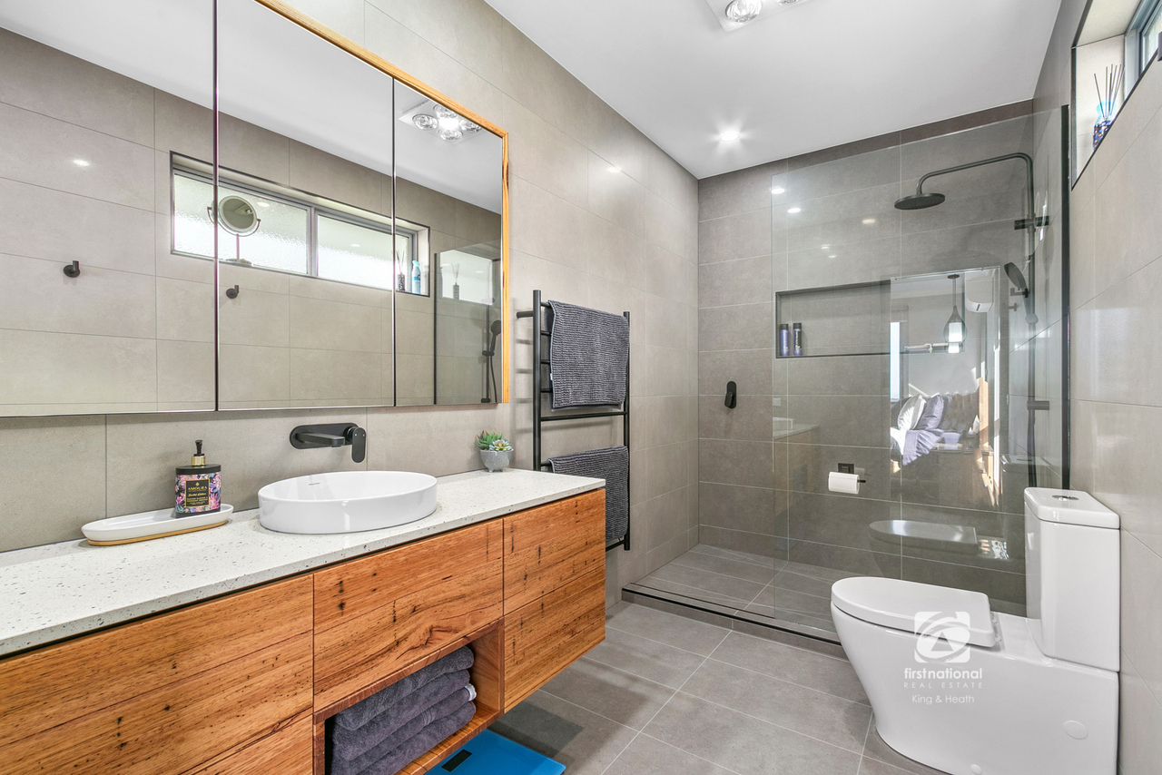 3-bedroom house at 121 Myer Street, Lakes Entrance, VIC 3909, East Gippsland, Victoria