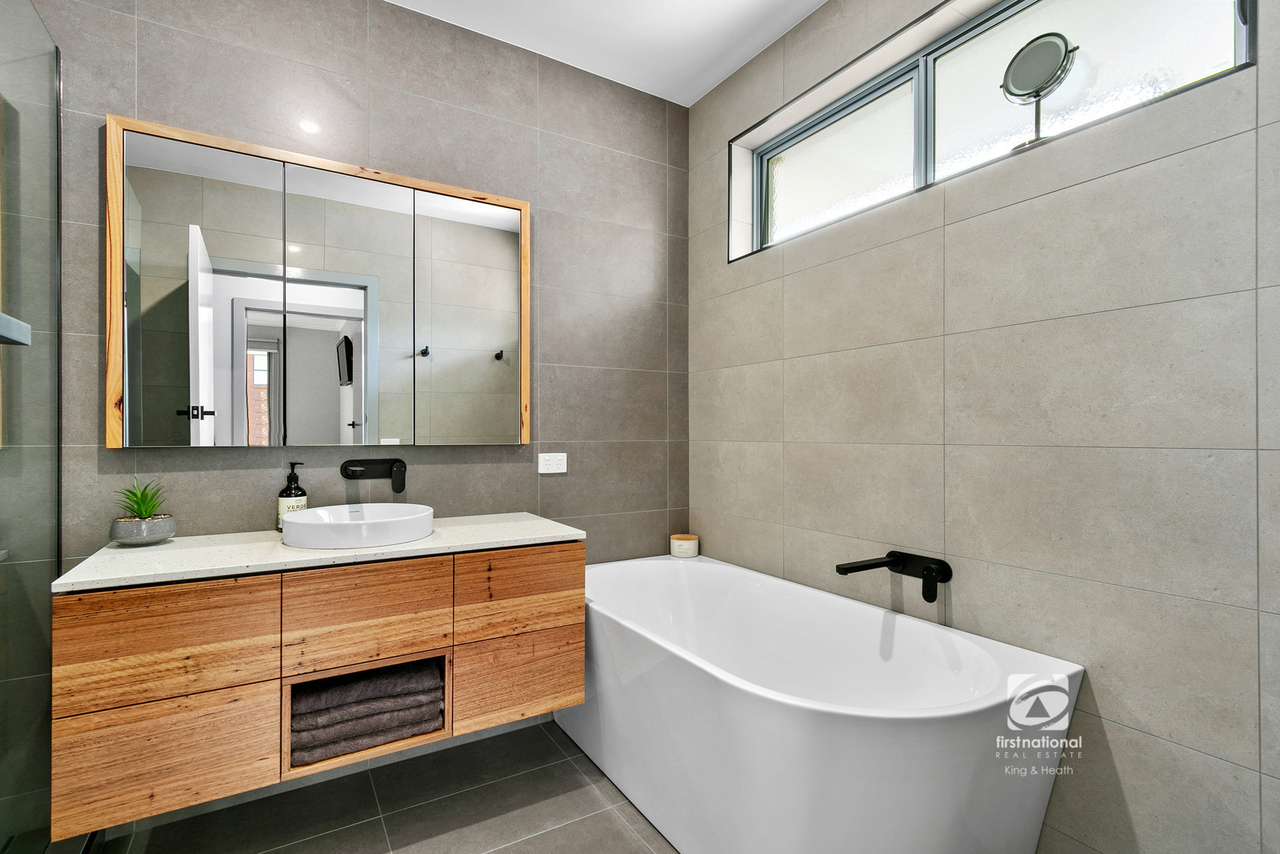 3-bedroom house at 121 Myer Street, Lakes Entrance, VIC 3909, East Gippsland, Victoria