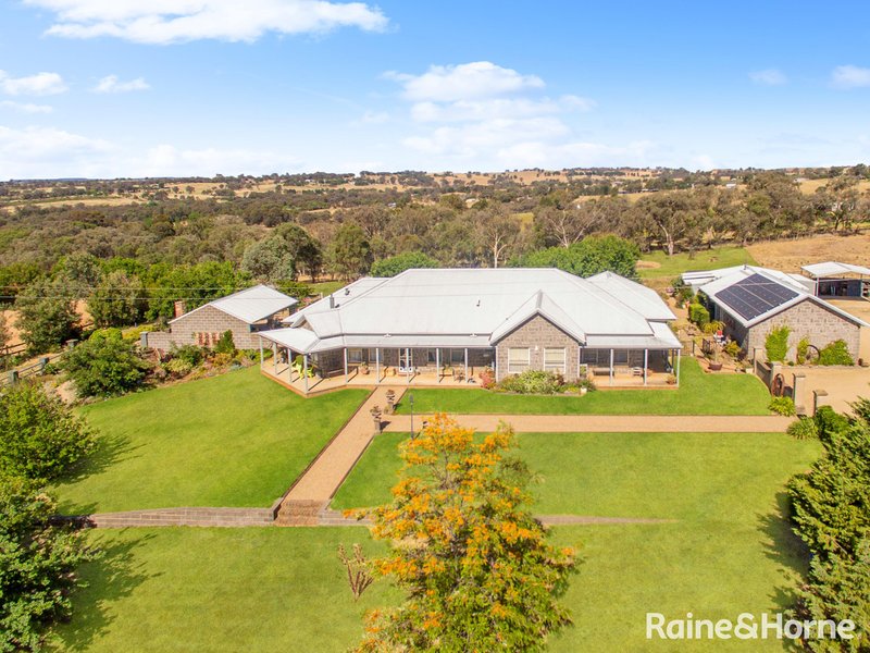 121 Normans Road, Young NSW 2594