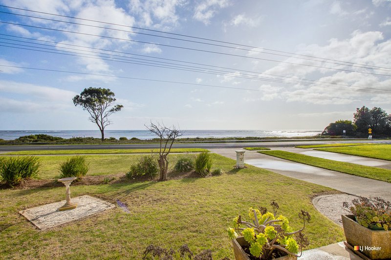 Photo - 121 Old Bass Highway, Wynyard TAS 7325 - Image 4