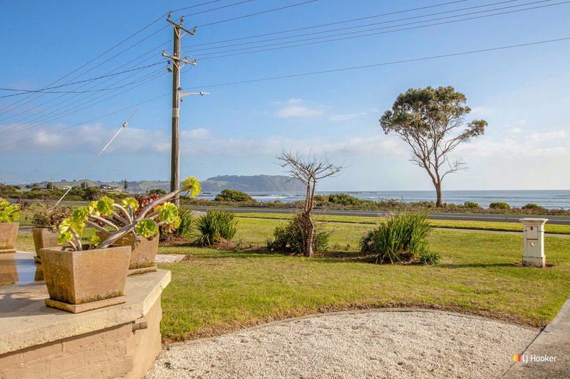 Photo - 121 Old Bass Highway, Wynyard TAS 7325 - Image 5