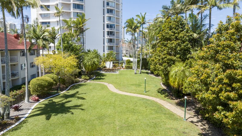 Photo - 1/21 Peninsular Drive, Surfers Paradise QLD 4217 - Image 16