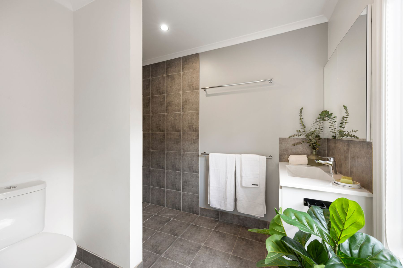 4-bedroom house at 121 Pinchgut Lane, Shelbourne, VIC 3515, Loddon, Victoria