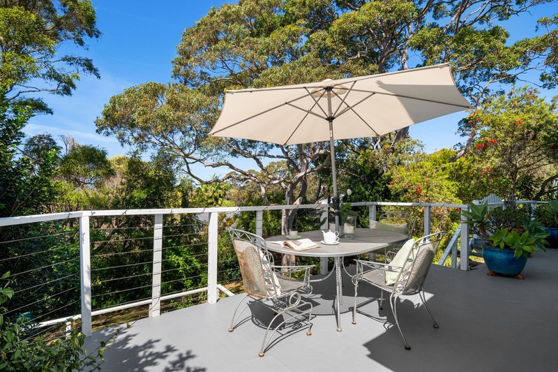 Photo - 121 Plateau Road, Bilgola Plateau NSW 2107 - Image 4