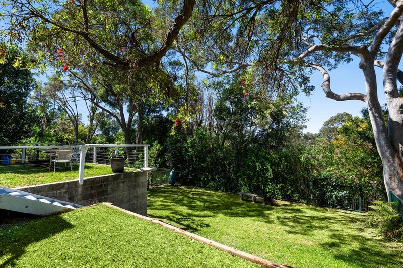 Photo - 121 Plateau Road, Bilgola Plateau NSW 2107 - Image 6