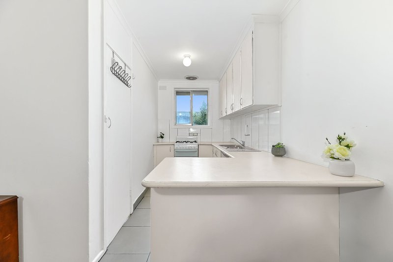 Photo - 1/21 Potter Street, Dandenong VIC 3175 - Image 2