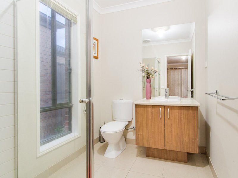 Photo - 121 Sayers Road, Williams Landing VIC 3027 - Image 4