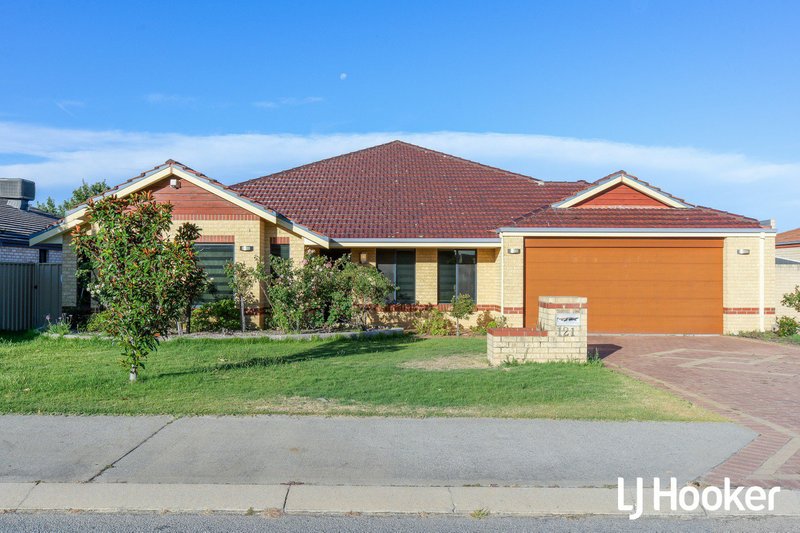 121 Shreeve Road, Canning Vale WA 6155