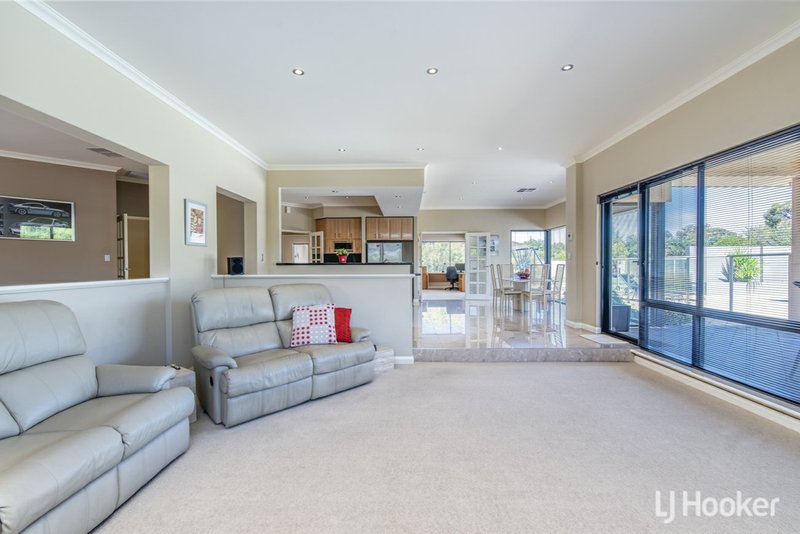 Photo - 121 Southacre Drive, Canning Vale WA 6155 - Image 8