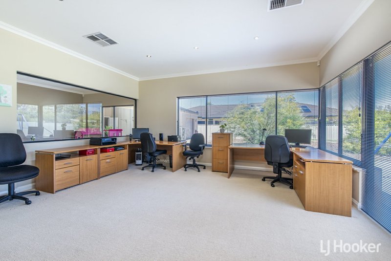 Photo - 121 Southacre Drive, Canning Vale WA 6155 - Image 9