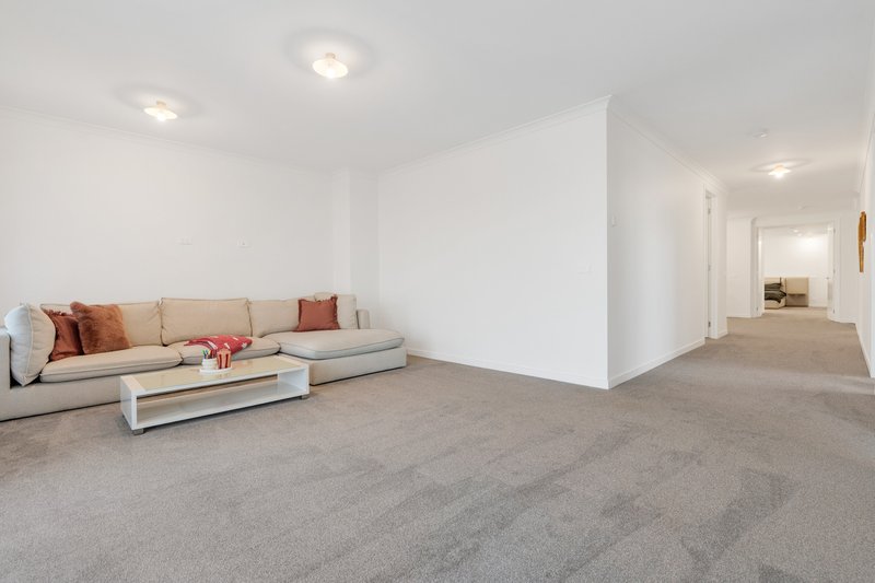 Photo - 121 St Georges Boulevard, Mickleham VIC 3064 - Image 22