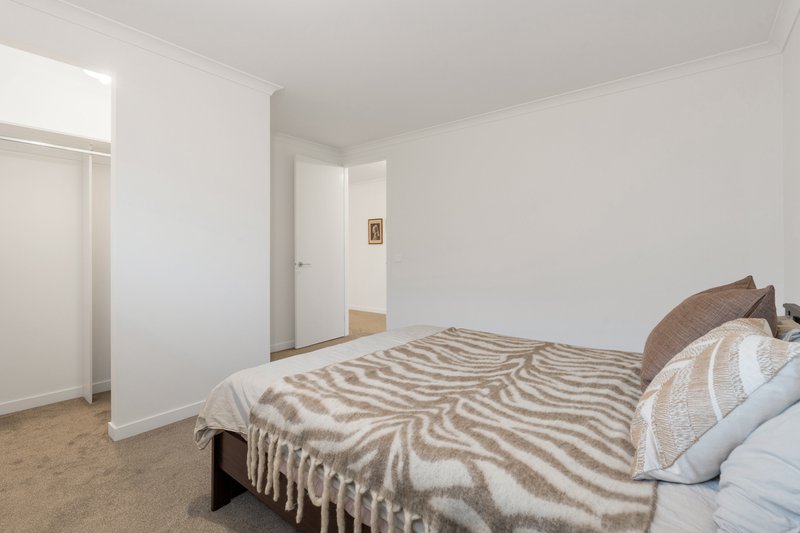 Photo - 121 St Georges Boulevard, Mickleham VIC 3064 - Image 26