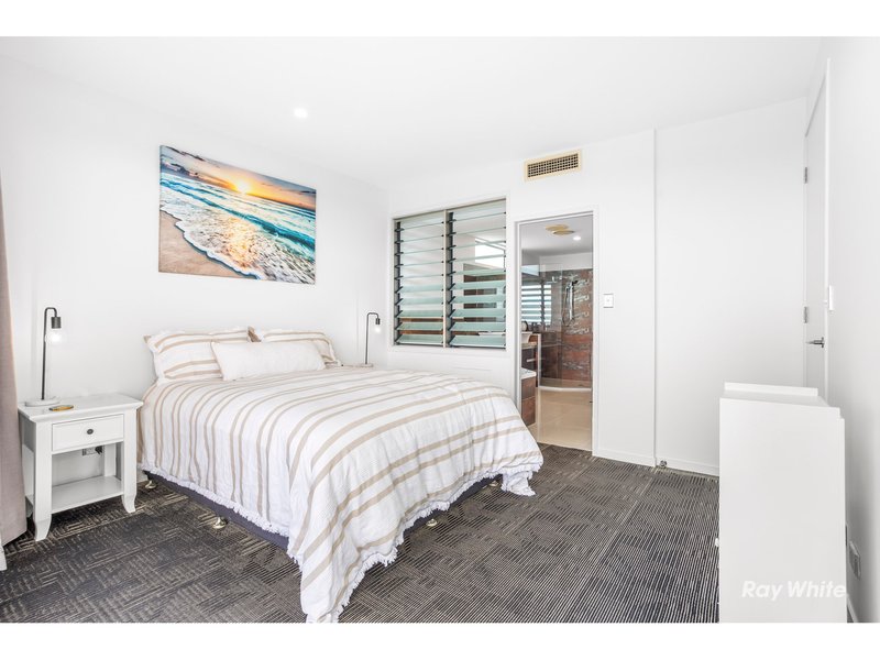 Photo - 1/21 Strow Street, Barlows Hill QLD 4703 - Image 10