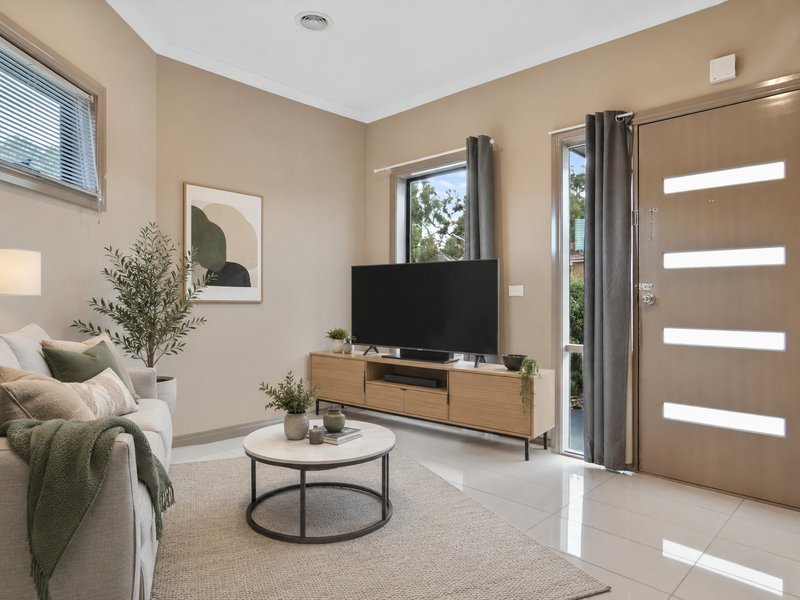 Photo - 1/21 Stuart Street, Noble Park VIC 3174 - Image 2