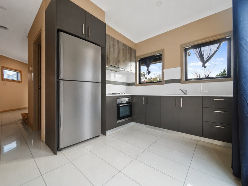 Photo - 1/21 Stuart Street, Noble Park VIC 3174 - Image 4