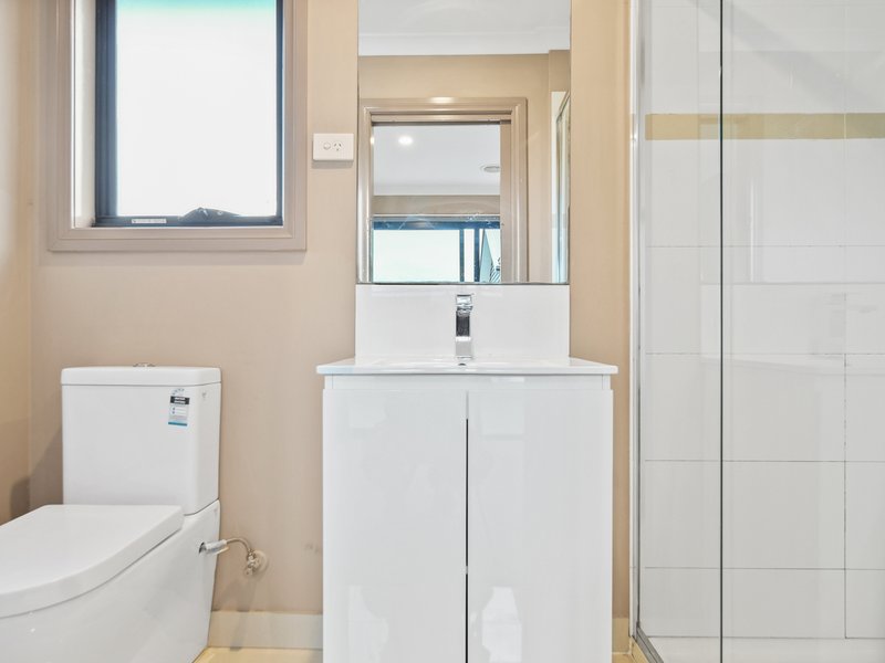Photo - 1/21 Stuart Street, Noble Park VIC 3174 - Image 9
