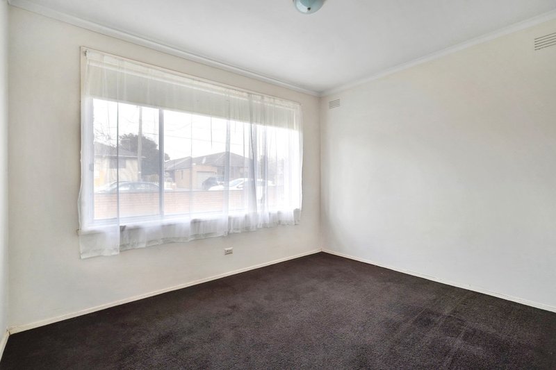 Photo - 1/21 Vincent Crescent, Noble Park VIC 3174 - Image 7