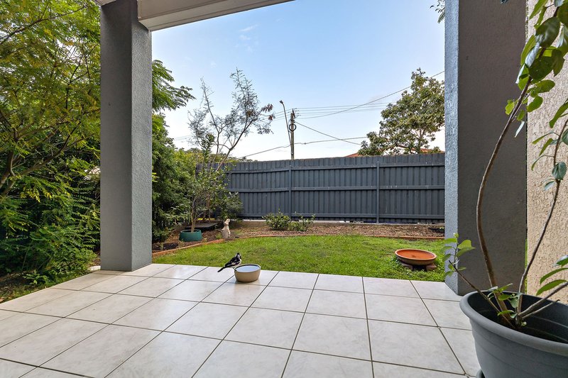 Photo - 1/21 Wallace Street, Chermside QLD 4032 - Image 11